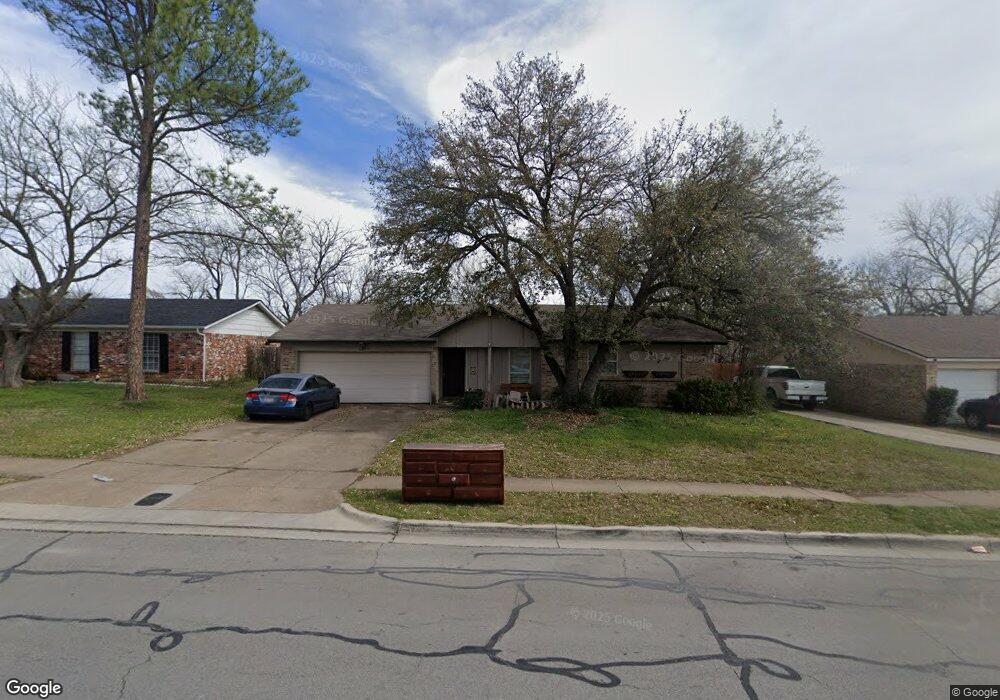 6605 Woodway Dr, Fort Worth, TX 76133 - photo 1