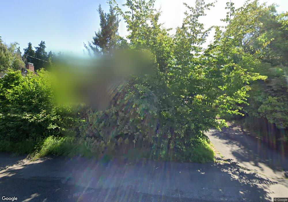 695 Walnut Ave, Eugene, OR 97404 - photo 1