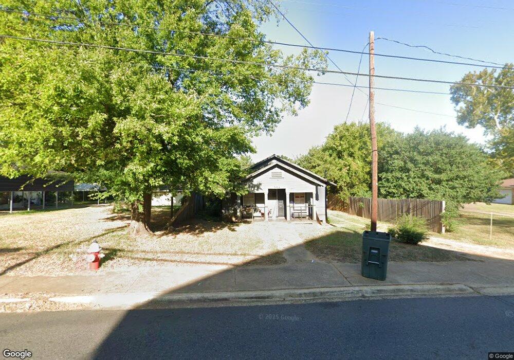 304 S Shawnee St, Nacogdoches, TX 75961 - photo 1