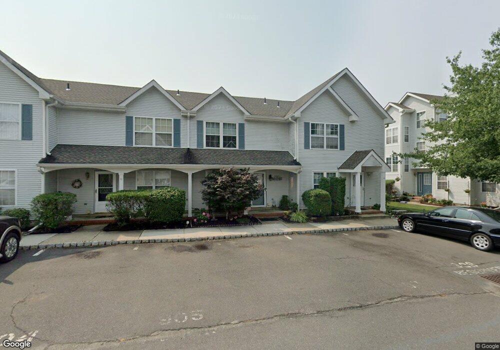 32 Heather Ct, Monmouth Junction, NJ 08852 - photo 1