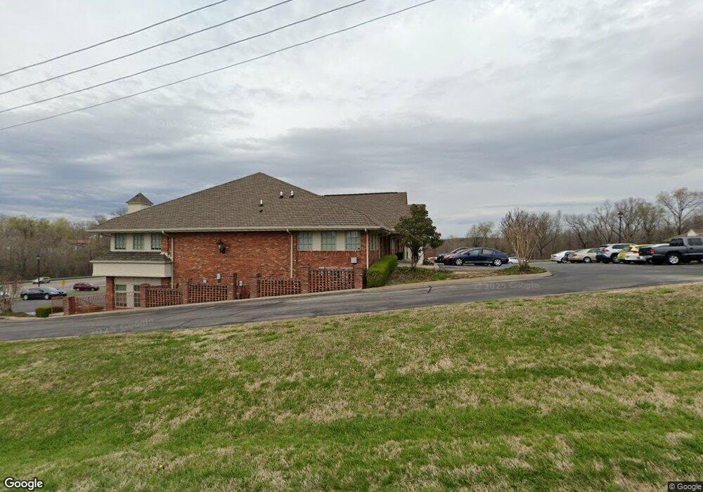 425 Henslee Dr, Dickson, TN 37055 - photo 1