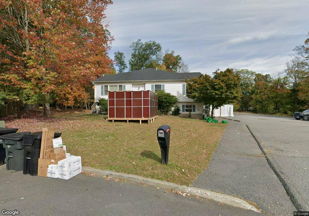 2 Chelsea Ln, Spring Valley, NY 10977 - photo 1