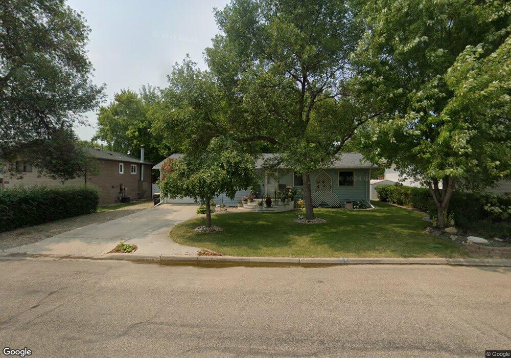 1801 7th Ave NE, Jamestown, ND 58401 - photo 1