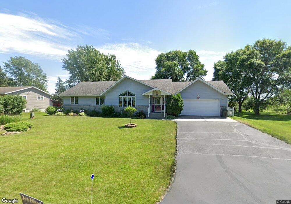 918 Westwood Dr, Alexandria, MN 56308 - photo 1