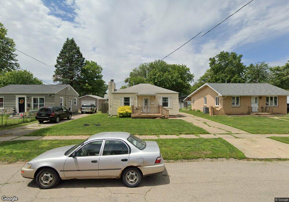 816 E 25th St, Des Moines, IA 50317 - photo 1