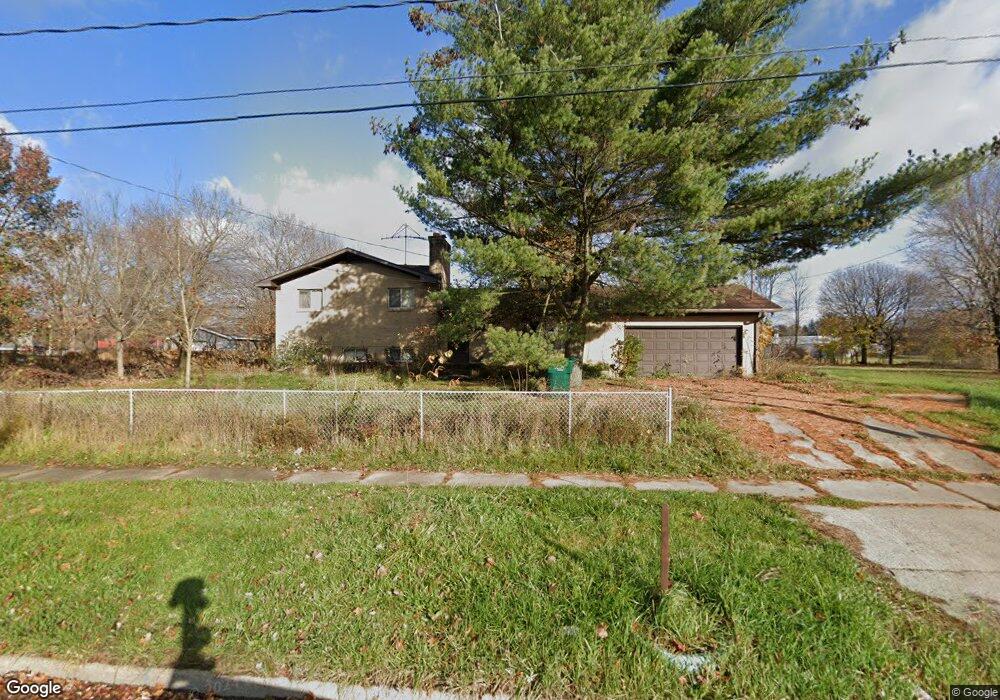 2024 W Miller Rd, Lansing, MI 48911 - photo 1