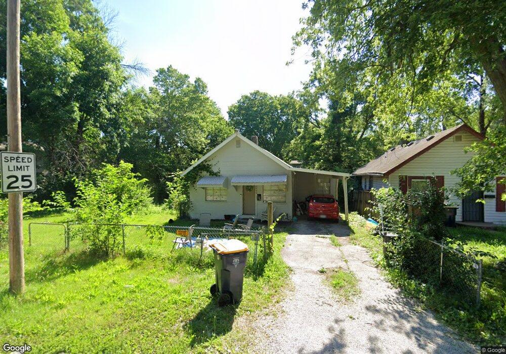 6943 Walrond Ave, Kansas City, MO 64132 - photo 1