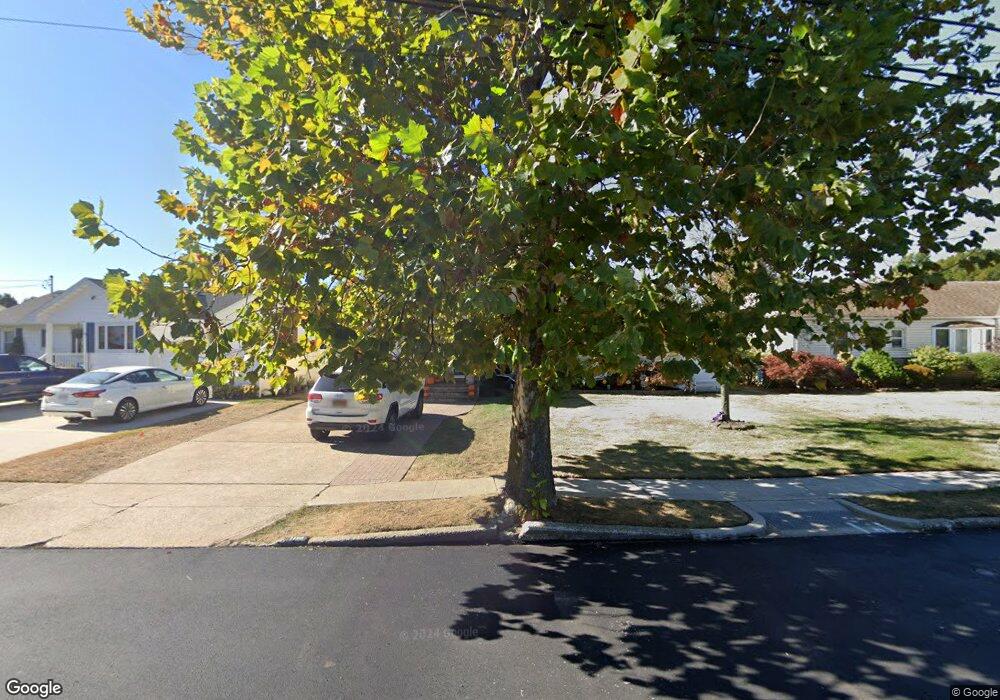 1128 Ott Ln, Merrick, NY 11566 - photo 1