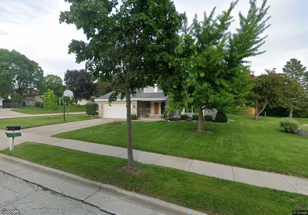 2427 Misty Ln, Waukesha, WI 53186 - photo 1