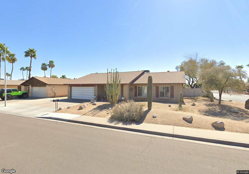 1221 W Loughlin Dr, Chandler, AZ 85224 - photo 1