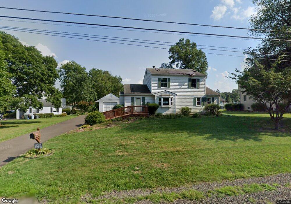 899 W Maple Dr, Southampton, PA 18966 - photo 1