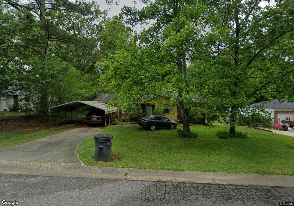 2440 Debbie Dr, Center Point, AL 35215 - photo 1