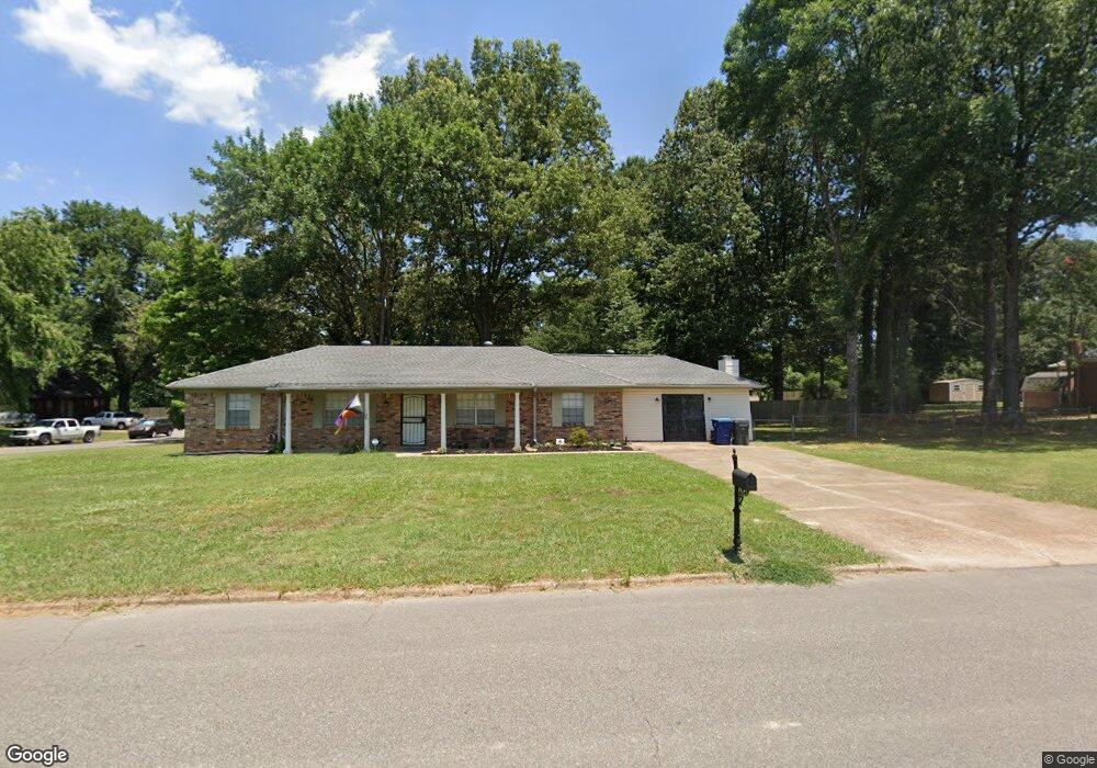 1276 Pontntoc St, Hernando, MS 38632 - photo 1