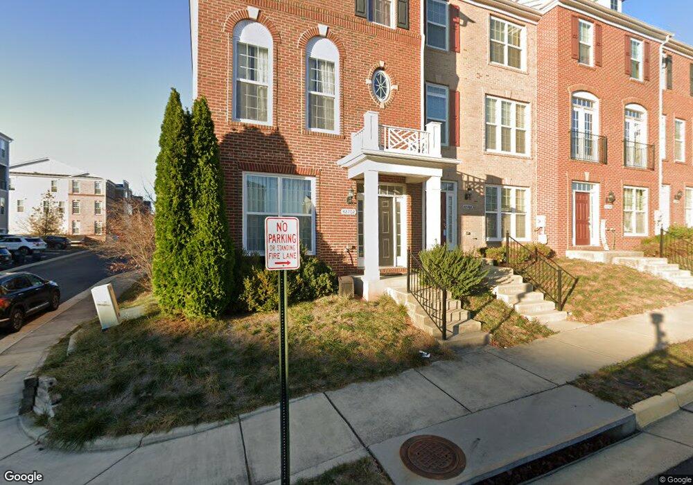 42704 Redpath Terrace, Ashburn, VA 20147 - photo 1