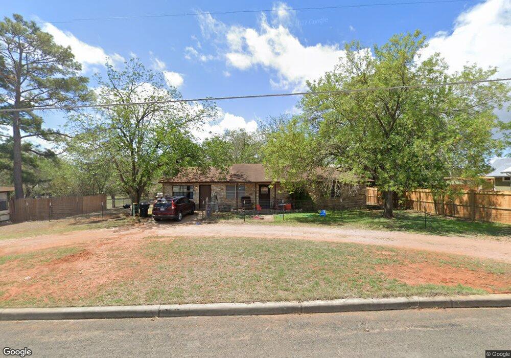 705 Fulton St, Fredericksburg, TX 78624 - photo 1