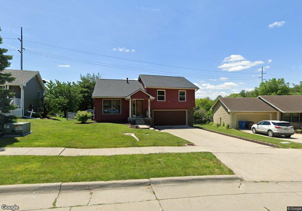 2003 E Maish Ave, Des Moines, IA 50320 - photo 1