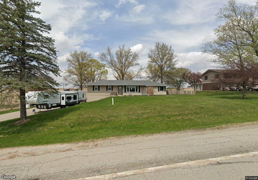 3800 N 4th Ave E, Newton, IA 50208 - photo 1