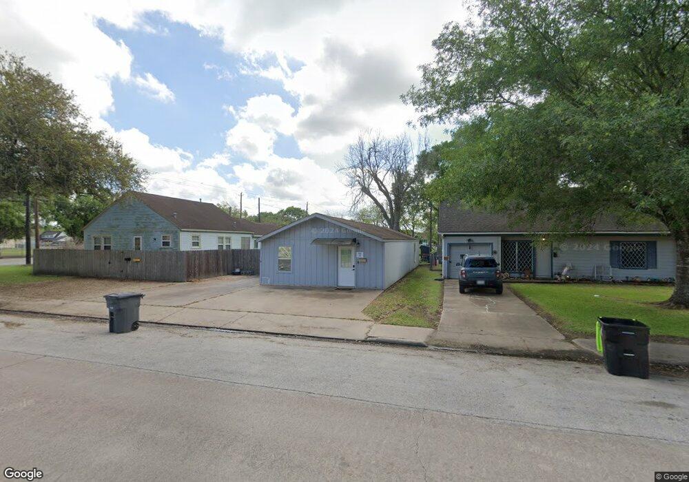 3020 4th St, Bay City, TX 77414 - photo 1