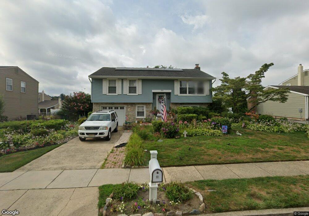 564 Sherrington Ln, Runnemede, NJ 08078 - photo 1