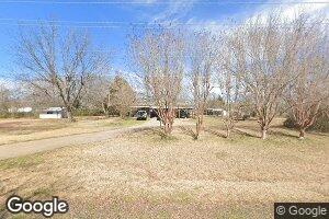 322 Country Club Ln, Delhi, LA 71232