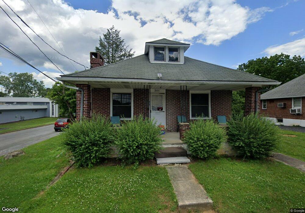 301 S 12th St, Emmaus, PA 18049 - photo 1