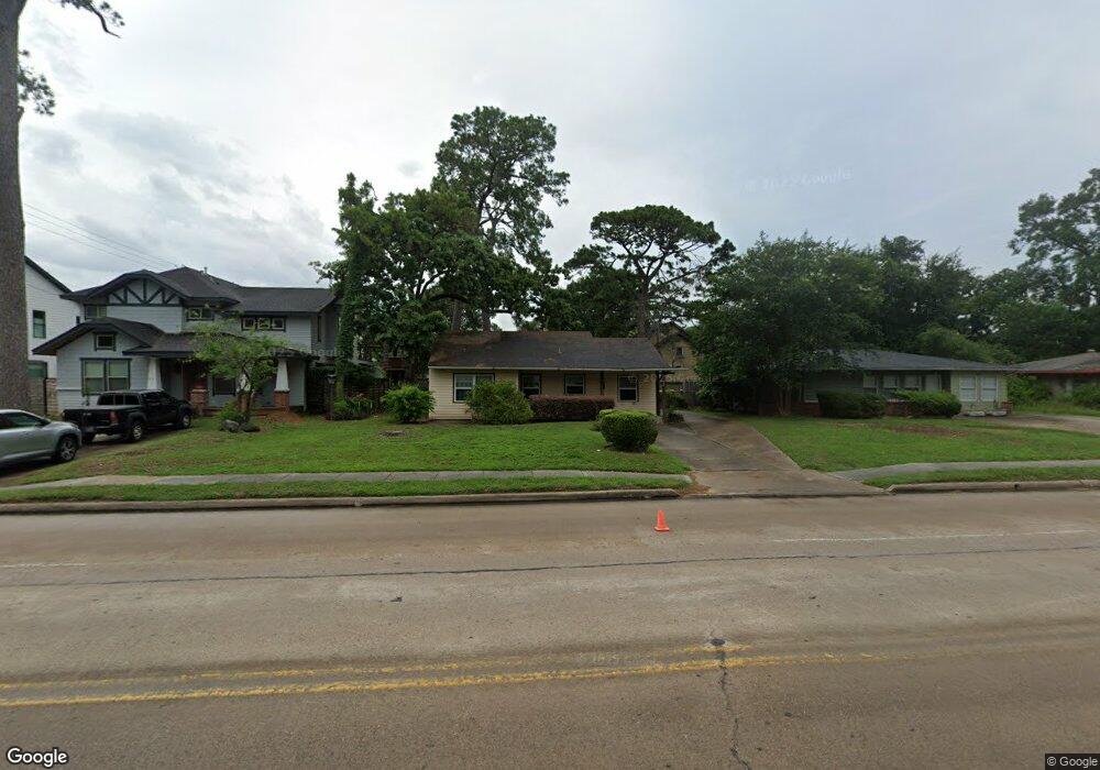 935 W 43rd St, Houston, TX 77018 - photo 1