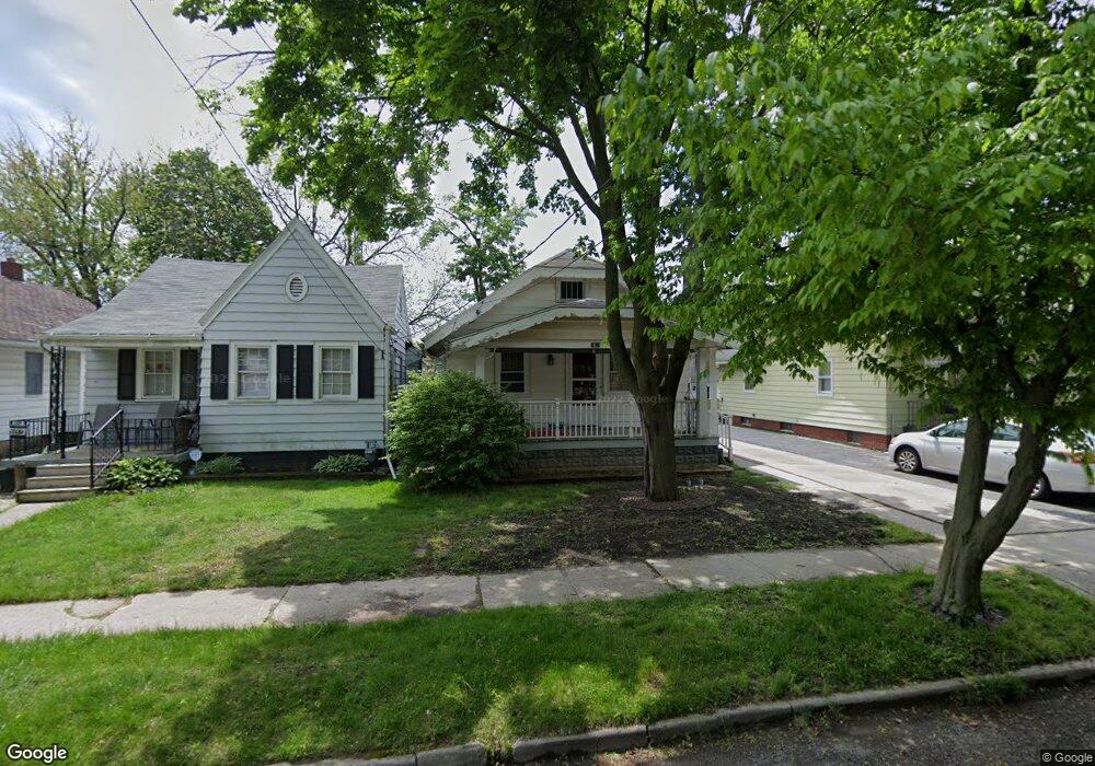 1811 Brussels St, Toledo, OH 43613 - photo 1