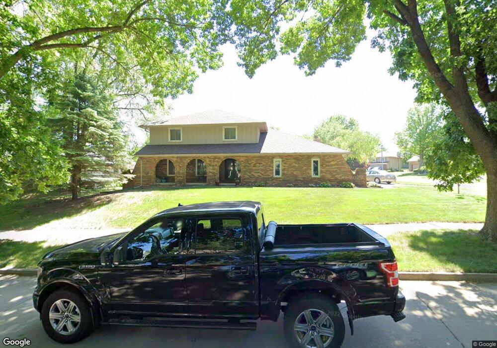 908 52nd Ct, West Des Moines, IA 50265 - photo 1