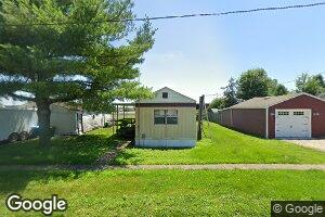 304 S Main St, Dawson, IL 62520