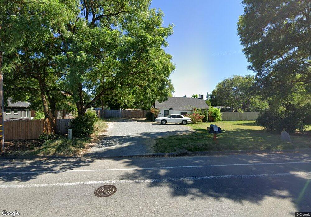 1018 SE N St, Grants Pass, OR 97526 - photo 1