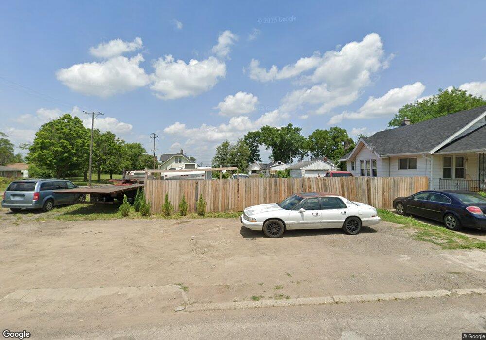 2205 Leith St, Flint, MI 48506 - photo 1