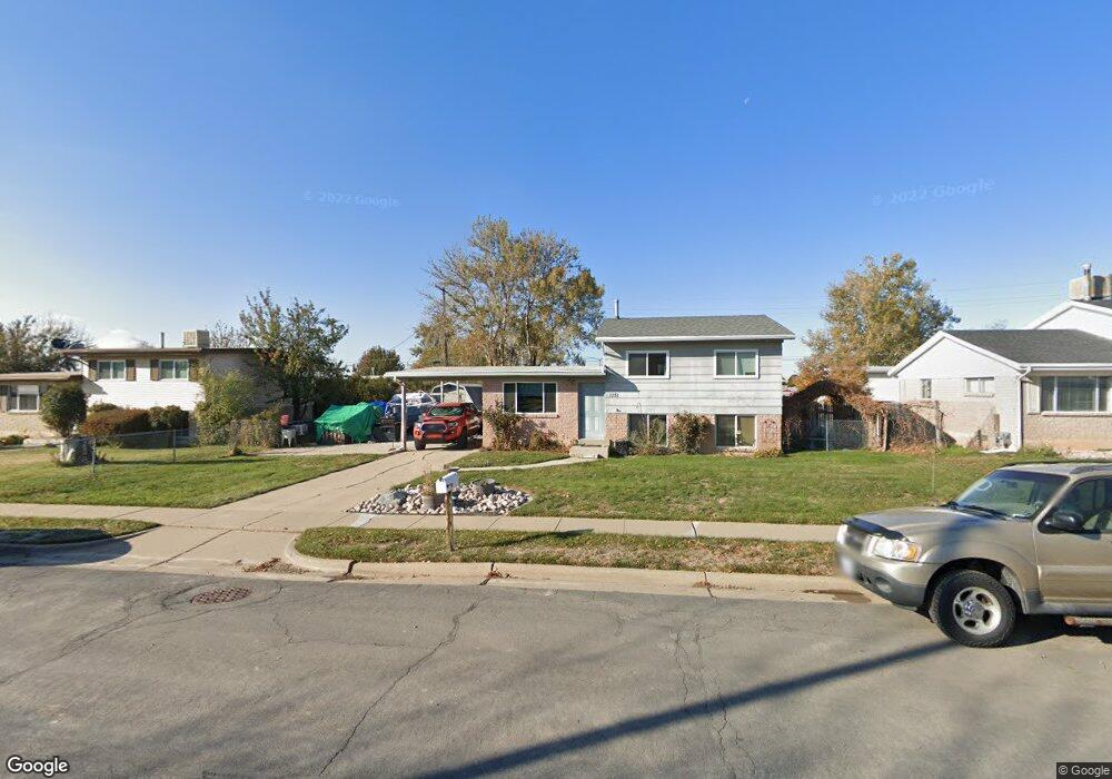 1151 N 300 W, Layton, UT 84041 - photo 1