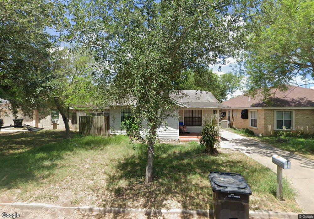 902 S Kansas Ave, Weslaco, TX 78596 - photo 1