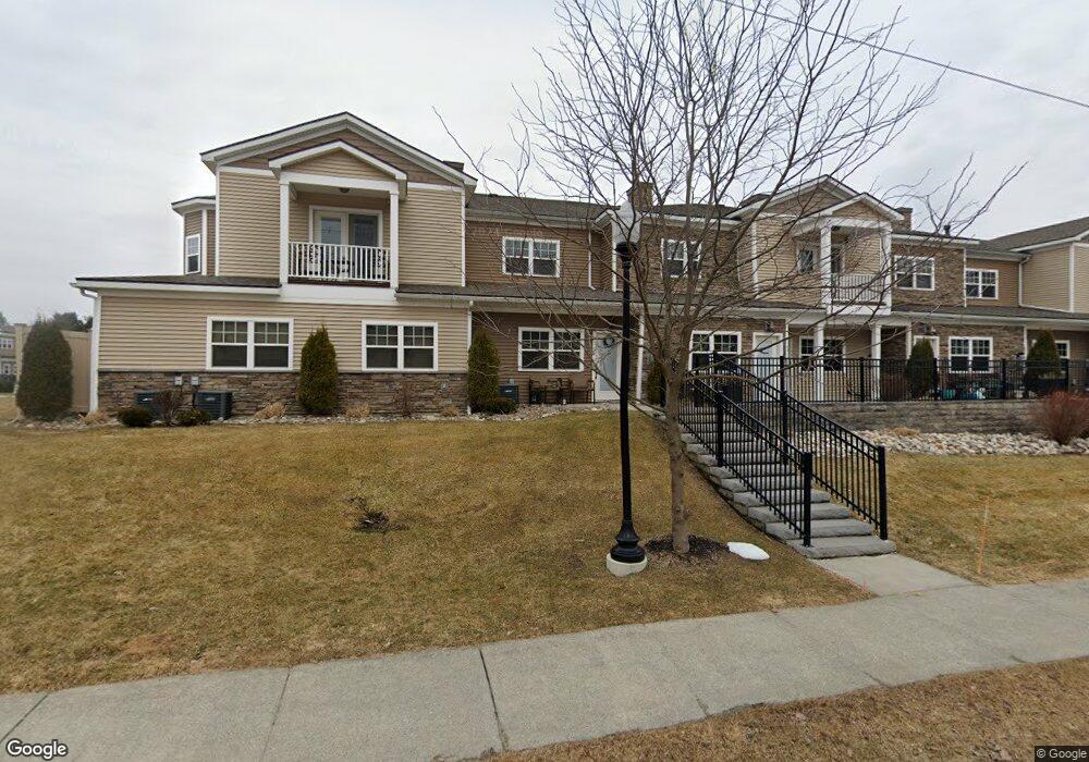 5 Morgan St, Saratoga Springs, NY 12866 - photo 1