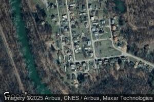 26 3rd St, Gypsy, WV 26361