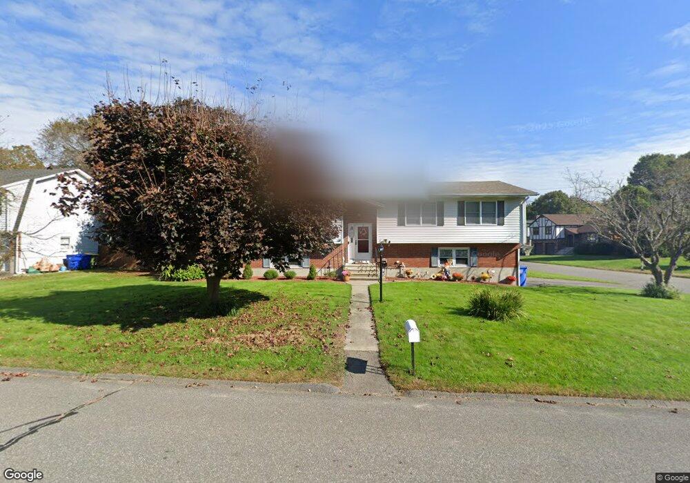 15 Thendara Dr, Waterbury, CT 06708 - photo 1