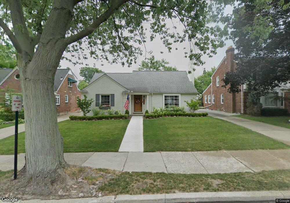 1020 Nottingham Rd, Grosse Pointe Park, MI 48230 - photo 1