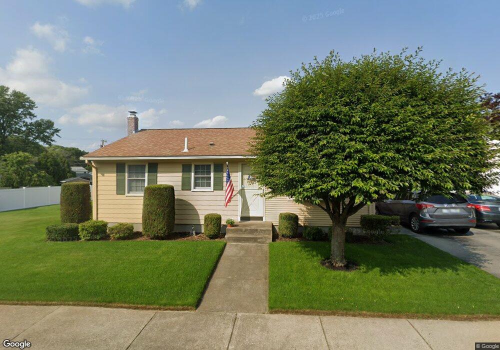 30 Harmon Ave, Cranston, RI 02910 - photo 1