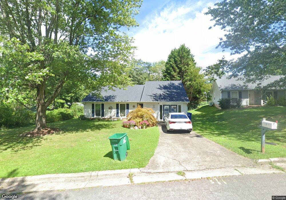 223 Scottlynn Dr, Asheville, NC 28806 - photo 1