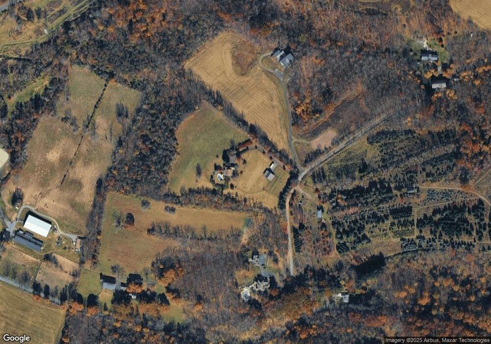 3941 Peach Ln, Zionsville, PA 18092 - photo 1