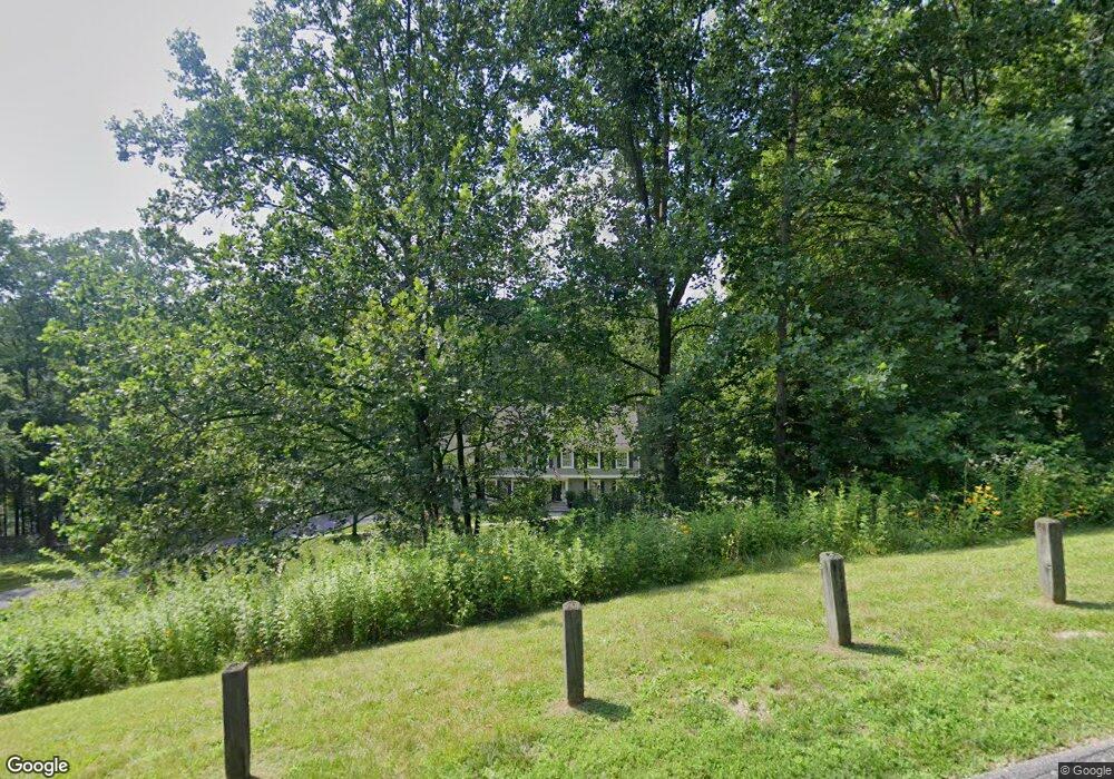 2 Little River Ln, Redding, CT 06896 - photo 1