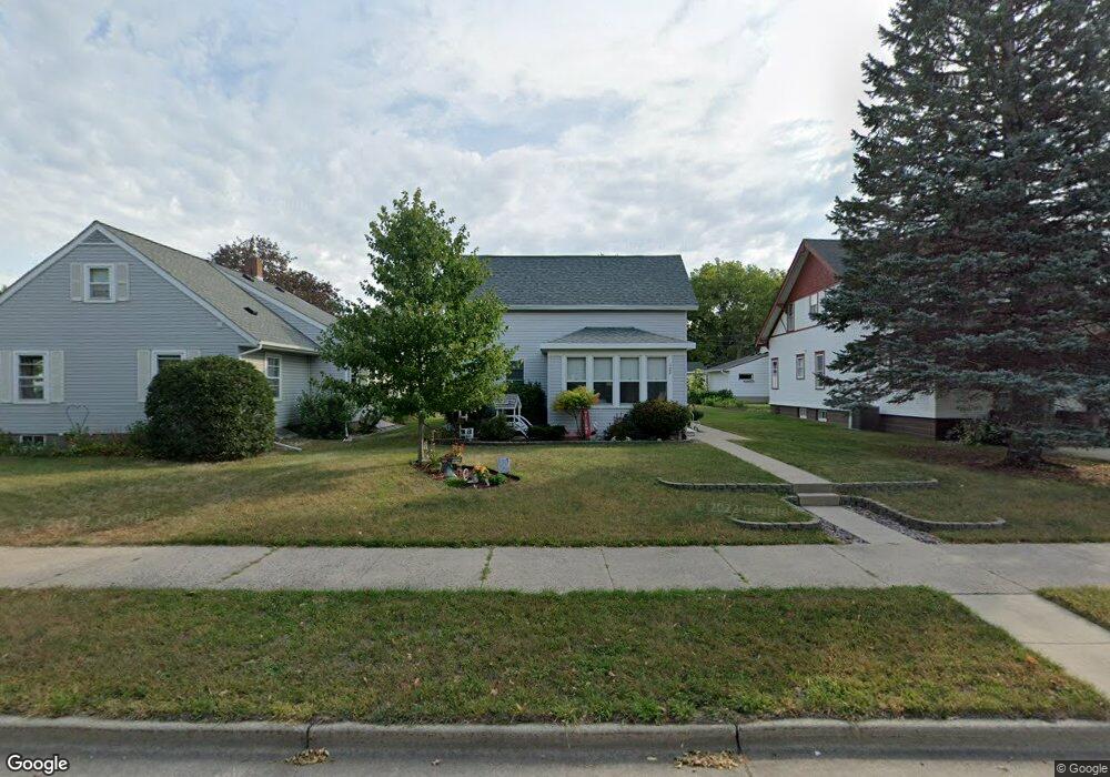 122 N Franklin St, New Ulm, MN 56073 - photo 1