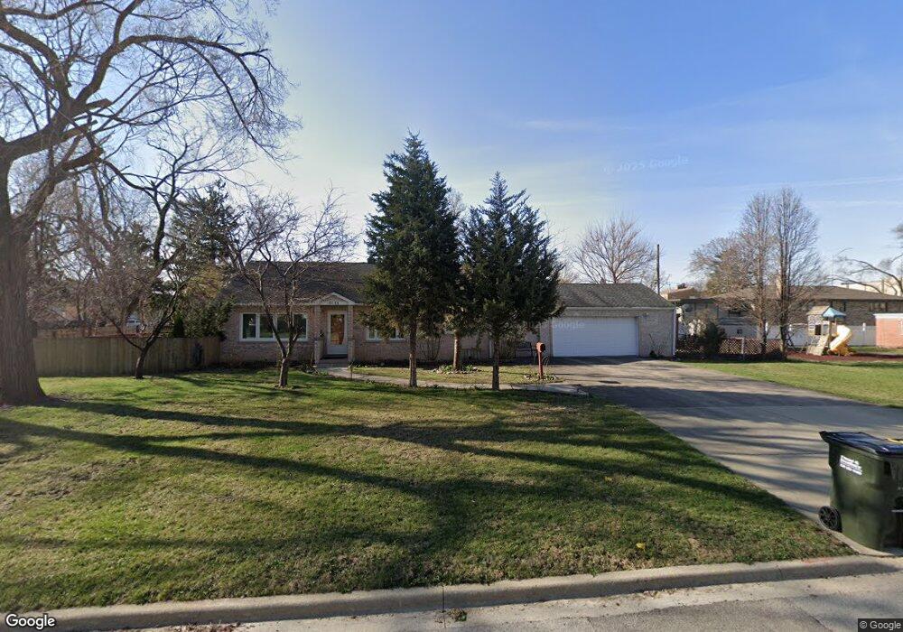 10033 Montrose Ave, Schiller Park, IL 60176 - photo 1