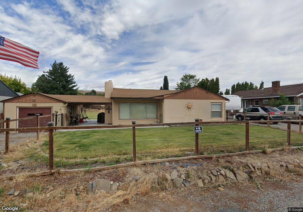 833 N Devon Ave, East Wenatchee, WA 98802 - photo 1