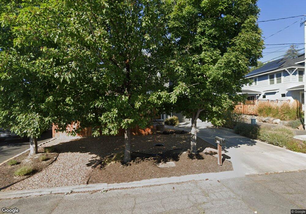 1519 NW 8th St, Bend, OR 97701 - photo 1