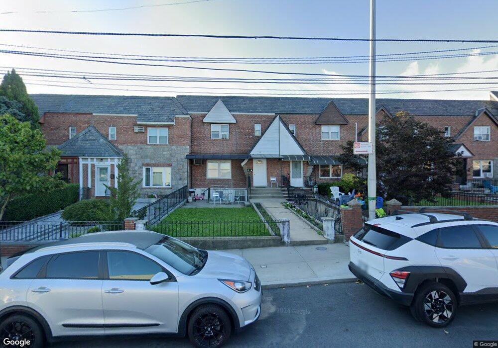 2005 33rd St, Astoria, NY 11105 - photo 1