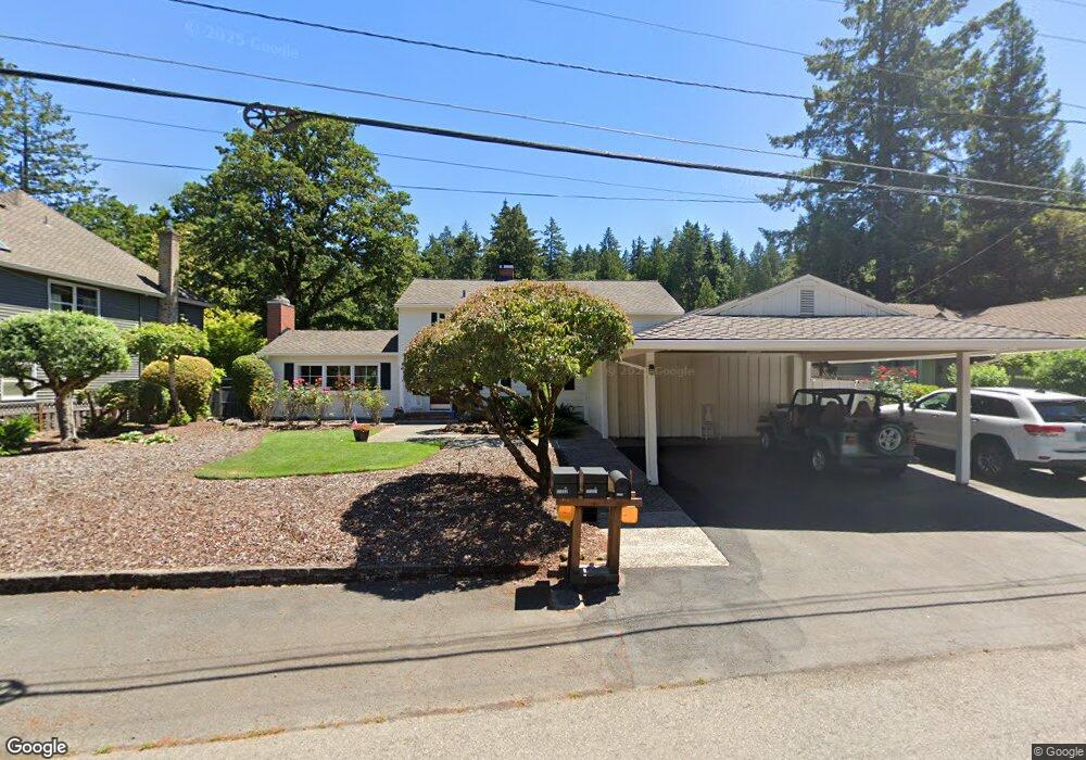 17262 Cedar Rd, Lake Oswego, OR 97034 - photo 1