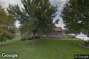 305 SE Oak St, Leon, IA 50144