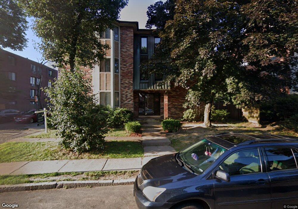 5 Fales St unit 204, Hartford, CT 06105 - photo 1