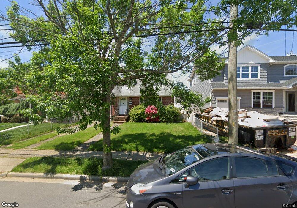 280 Semton Blvd, Franklin Square, NY 11010 - photo 1